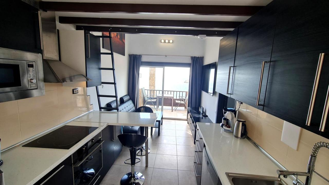 Deluxe Seaview-Sunsets !Transfe-R Inc! Pool,2Aircond,2Tv65",600Mb Dishwasher,,2 Beaches,Anfi-View Apartment ปาตาลาวากา ภายนอก รูปภาพ