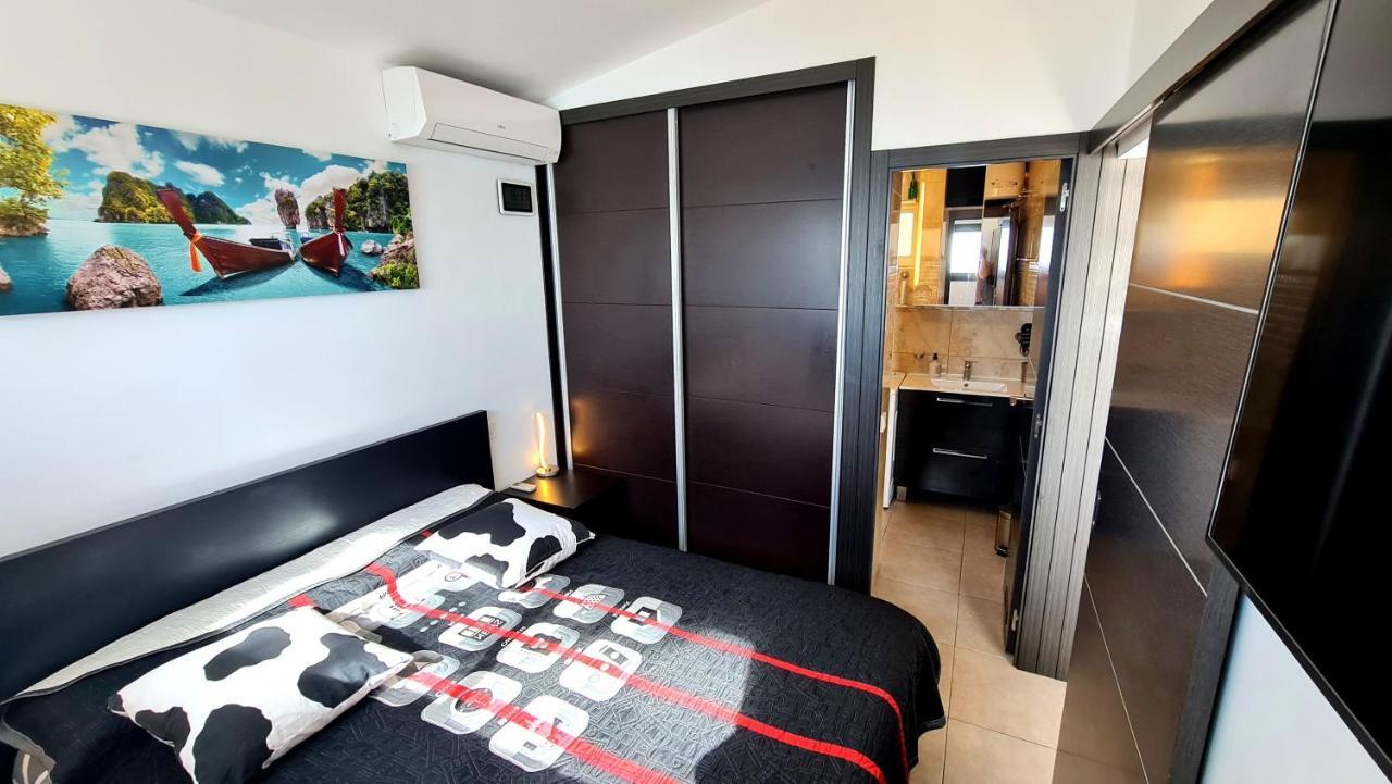 Deluxe Seaview-Sunsets !Transfe-R Inc! Pool,2Aircond,2Tv65",600Mb Dishwasher,,2 Beaches,Anfi-View Apartment ปาตาลาวากา ภายนอก รูปภาพ